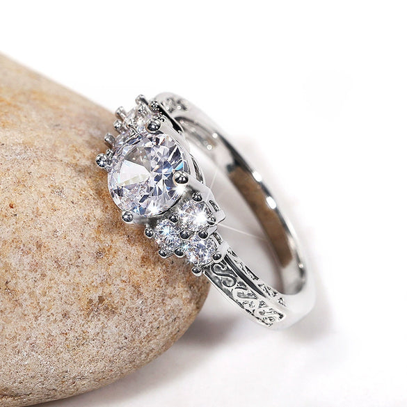 Wholesale Jewelry Women's Copper Geometric Inlaid Zircon Ring
