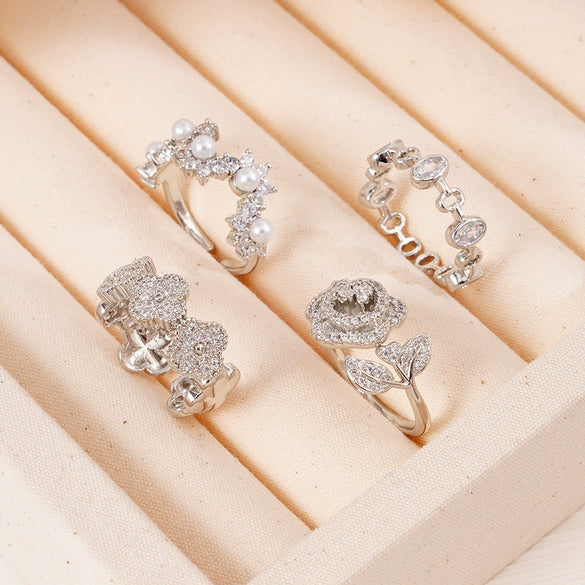Wholesale Jewelry Women's Light Luxury Copper Fourleaf Clover Flower Ring With Electroplating