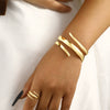 Wholesale Jewelry Zinc Alloy Geometric Personality Curved Hollow Water Drop Ring Bracelet Suit Electroplated