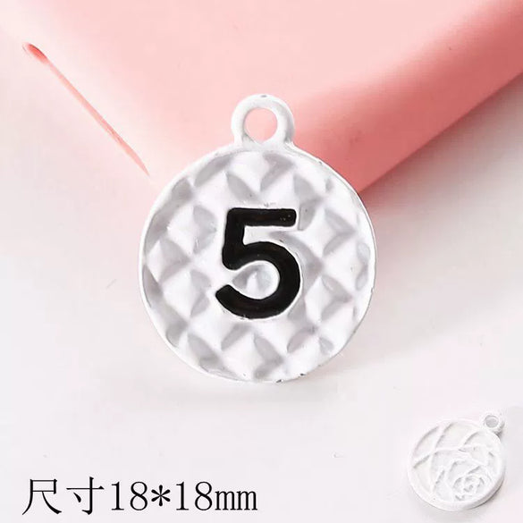Wholesale Jewelry Zinc Alloy Love Bow Pendant Accessories With Hirback Pattern And Dripping Oil Design For Women