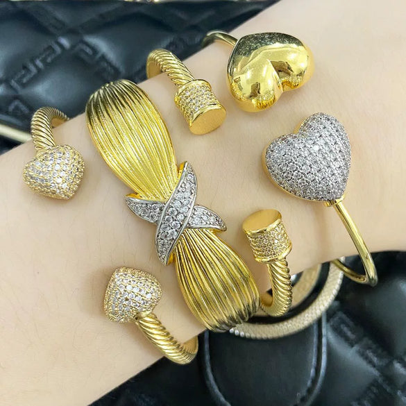 Wholesale Jewelry Zircon Heart Twocolor Copper Plated Gold Bracelet
