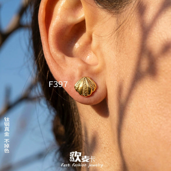 Wholesale 18K Gold Plated Geometric Stainless Steel Earrings For Women Retro Simple Niche Style