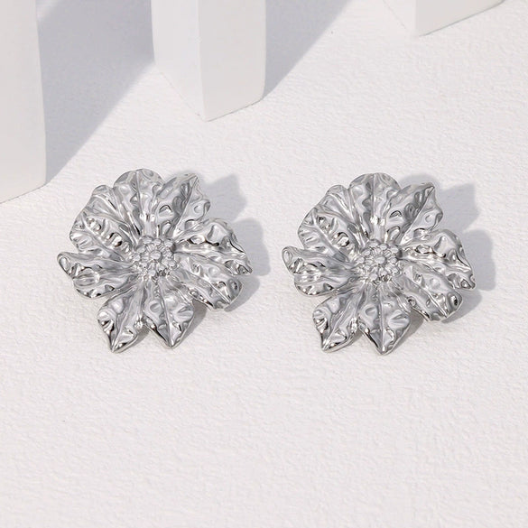 Wholesale 18K Goldplated Stainless Steel Flowershaped Earrings For Women