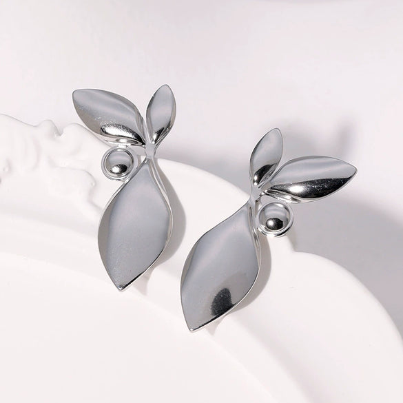 Wholesale 18K Goldplated Stainless Steel Minimalist Leaves Earrings For Women
