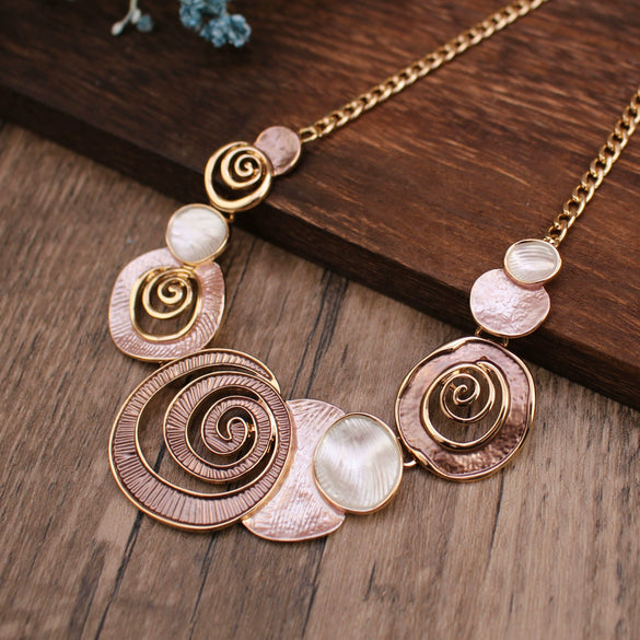 Wholesale Ladies Enamel Geometric Starfish Zinc Alloy Necklace With Paint Oil Processing And Irregular Flower Design