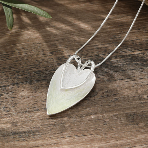 Wholesale Ladies Enamel Geometric Starfish Zinc Alloy Necklace With Paint Oil Processing And Irregular Flower Design