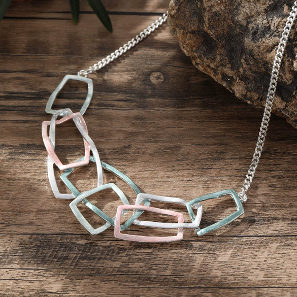Wholesale Ladies Enamel Geometric Starfish Zinc Alloy Necklace With Paint Oil Processing And Irregular Flower Design