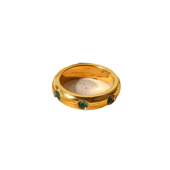 Wholesale Ladies Fashion All Match Ring In Stainless Steel With 18K Gold Plating And Inlaid Green Zircon Geometric Design