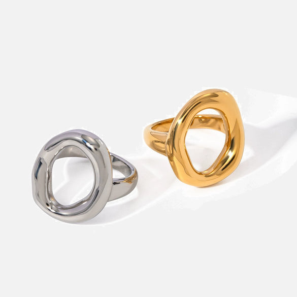 Wholesale Ladies Fashion Jewelry Stainless Steel Oval Hollow Closed Ring With Geometric Wave Style And Electroplating Treatment