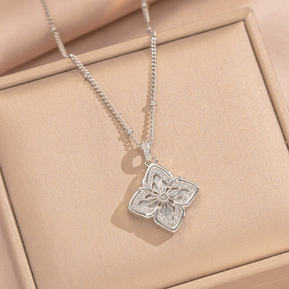 Wholesale Ladies' Geometric Floral Rhombus Pendant Necklace With 18K Gold Plated Copper And Zircon Inlay On Titanium Steel Flash Ochain
