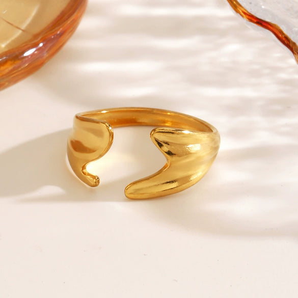 Wholesale Ladies Geometric Stainless Steel Hip Hop Adjustable Ring With Irregular Opening And Electroplating Treatment