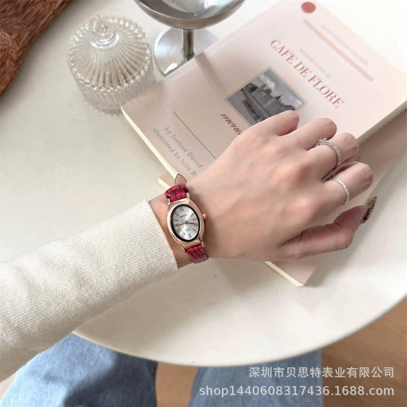 Wholesale Ladies Medieval Style Oval Dial Alloy Case Watch