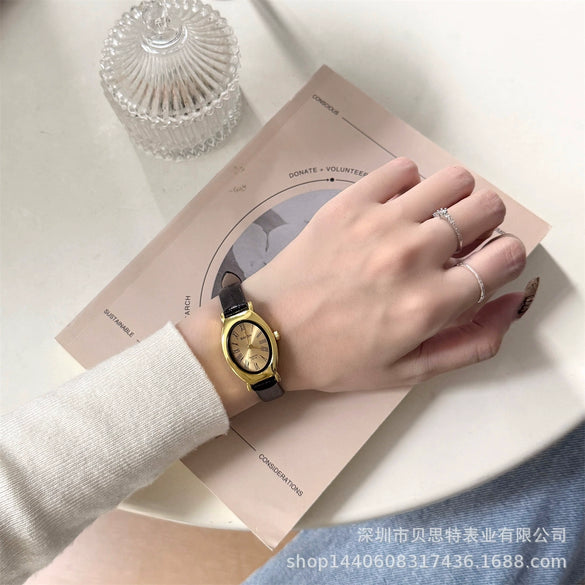 Wholesale Ladies Medieval Style Oval Dial Alloy Case Watch