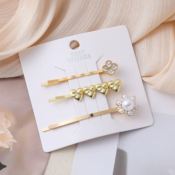 Wholesale Ladies Plastic Resin Retro Butterfly Love Hairpin With Cute Design And Manual Processing