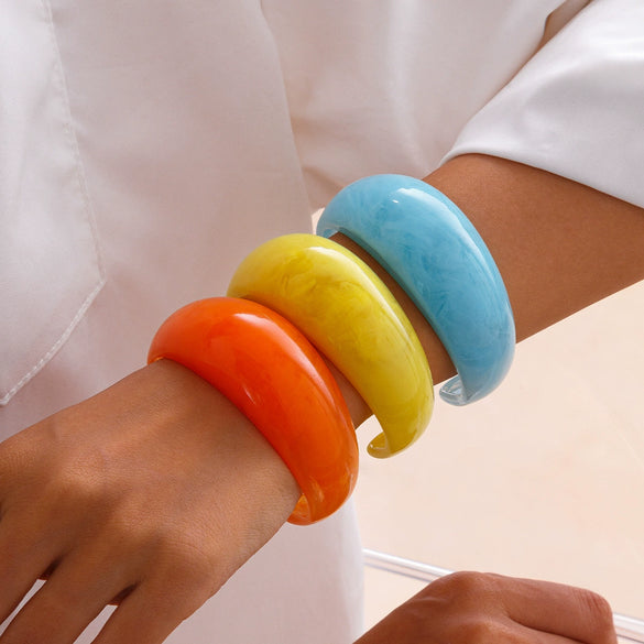 Wholesale Ladies Resin Minimalist Geometric Handmade Open Bracelet