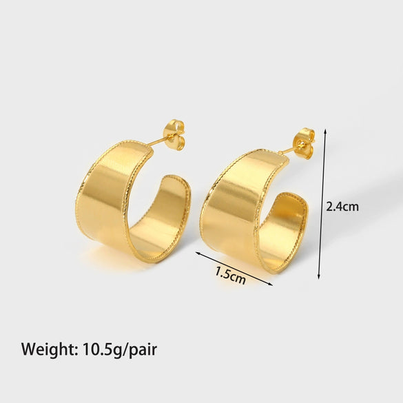 Wholesale Ladies Stainless Steel Earrings With Geometric Design And Electroplating Treatment French Retro Style