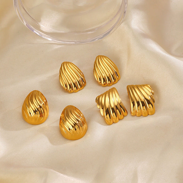 Wholesale Ladies Stainless Steel Exaggerated Retro Geometric Oval Heart Shape Electroplated Earrings