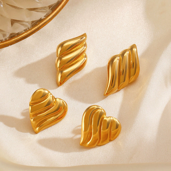 Wholesale Ladies Stainless Steel Geometric Love Wings Gold Plated Earrings