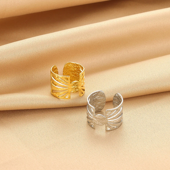 Wholesale Ladies Stainless Steel Heart Shaped Geometric Wide Open Ring Gold Plated