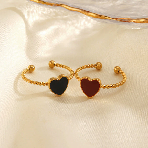 Wholesale Ladies Stainless Steel Heart Shaped Love Drop Oil Opening Ring With Electroplating For Hip Hop Style