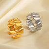 Wholesale Ladies Stainless Steel Heart Shaped Love Ring With Electroplating And Geometric Wave Pattern