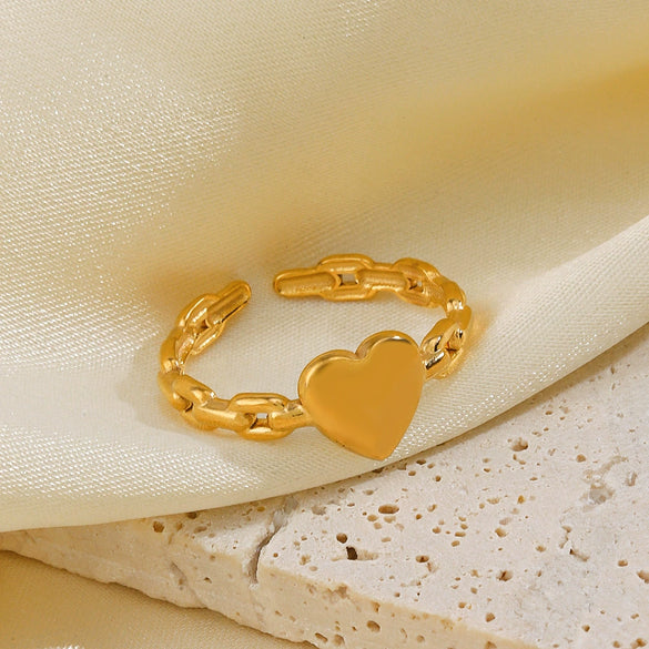 Wholesale Ladies Stainless Steel Heart Shaped Open Design Exaggerated Love Ring With 18K Gold Plated Electroplating