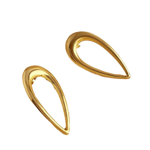 Wholesale Ladies Stainless Steel 18K Gold Plated Retro Temperament Earrings With Heart And Geometric Styling And Electroplating Treatment
