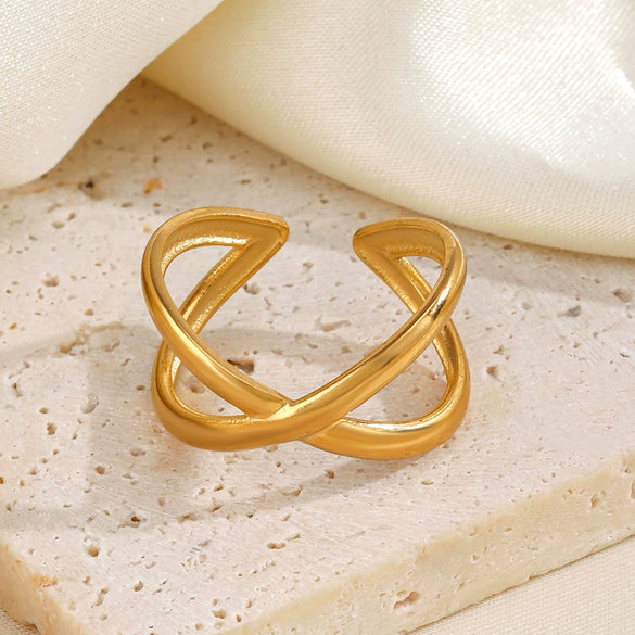 Wholesale Ladies Stainless Steel Open Ring With Geometric Style And 18K Gold Plated Electroplating Treatment