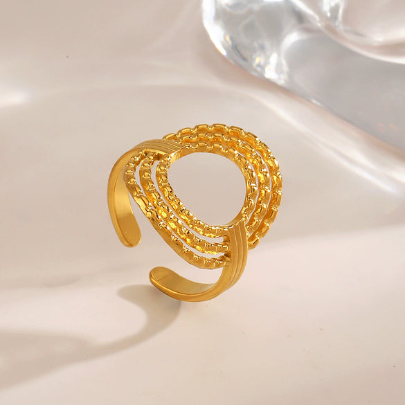 Wholesale Ladies' Stainless Steel Simple Hollow Round Geometric Ring With Electroplating
