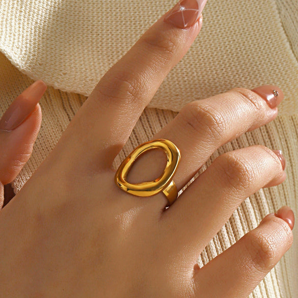 Wholesale Ladies Stainless Steel Simple Style Irregular Oval Geometric Ring With Electroplating Design