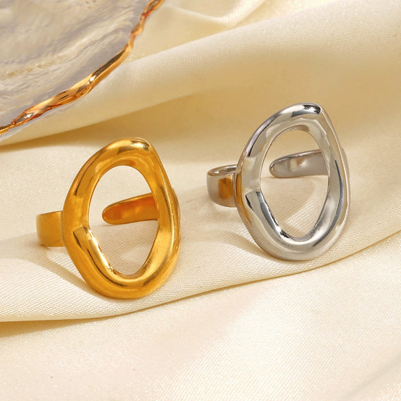 Wholesale Ladies Stainless Steel Simple Style Irregular Oval Geometric Ring With Electroplating Design
