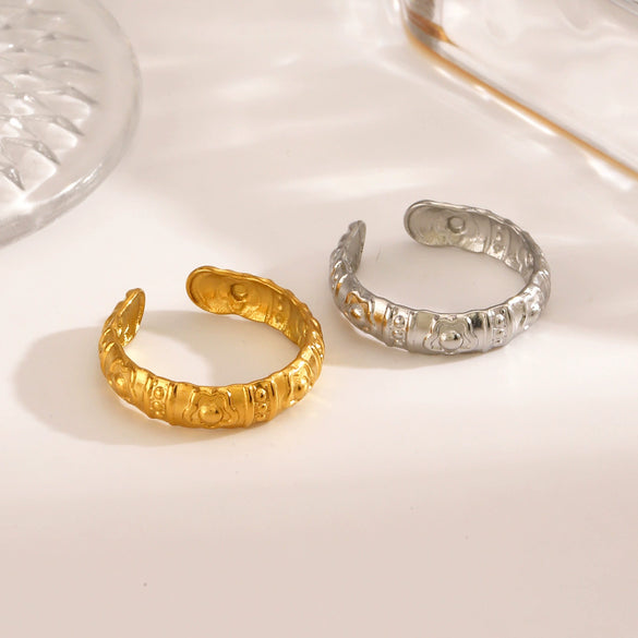 Wholesale Ladies Titanium Stainless Steel Flower Electroplated Ring Simple Hip Hop Niche Design