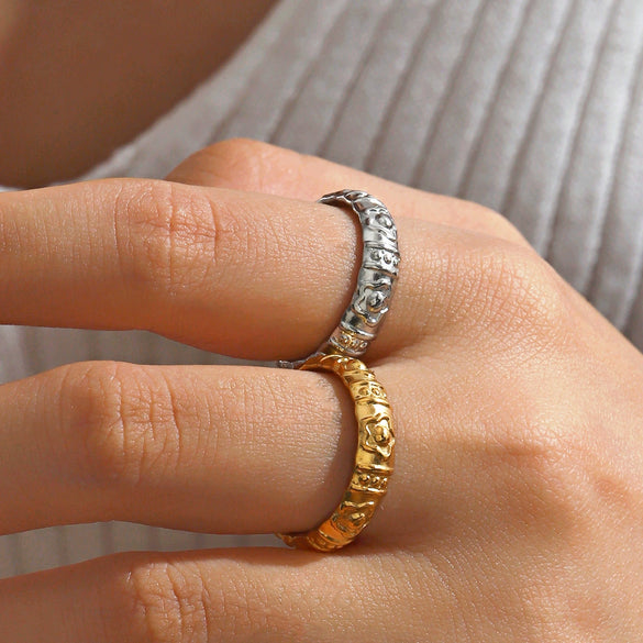 Wholesale Ladies Titanium Stainless Steel Flower Electroplated Ring Simple Hip Hop Niche Design