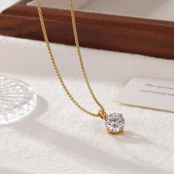 Wholesale Ladies Titanium Steel Pendant Necklace With Geometric Design And Electroplating Treatment