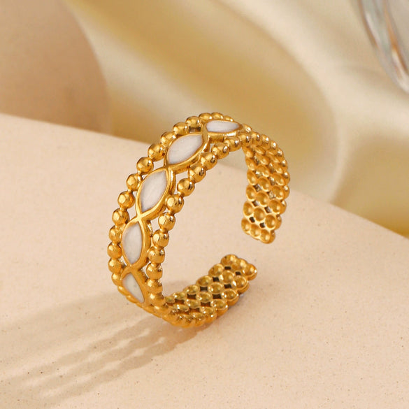 Wholesale Ladies Titanium Steel Ring With Geometric Rhombus Design And Electroplating Treatment 18K Gold Plated