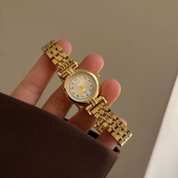 Wholesale Ladies Vintage Middle Ancient Square Quartz Gold Watch With Steel Alloy Band