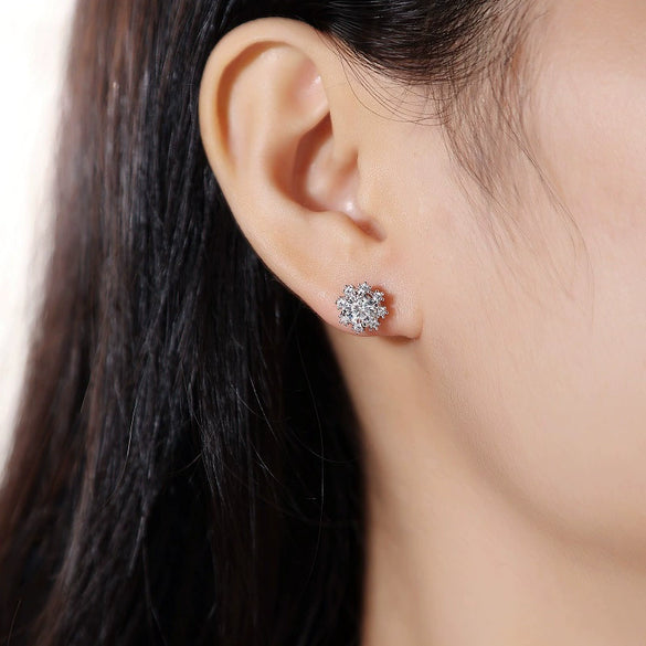 Wholesale Lady's Geometric Inlaid Moissanite 925 Silver Earrings
