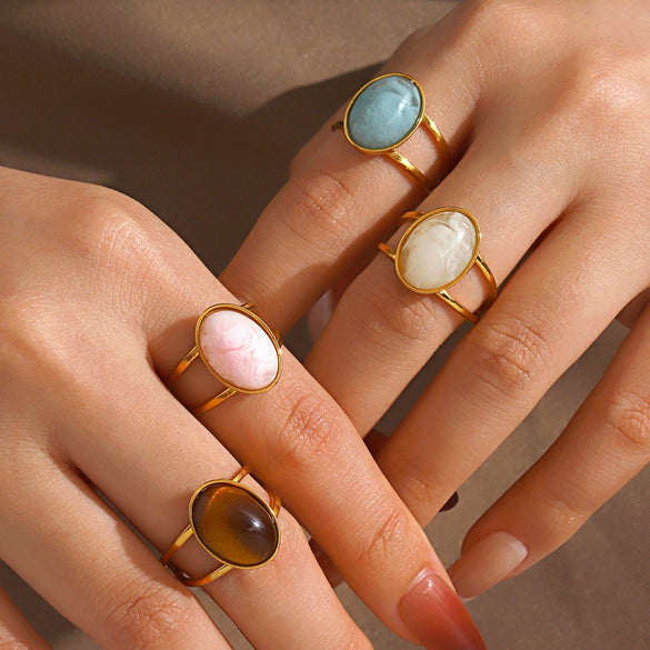 Wholesale Lady's Stainless Steel And Resin Geometric Oval Ring With Electroplating