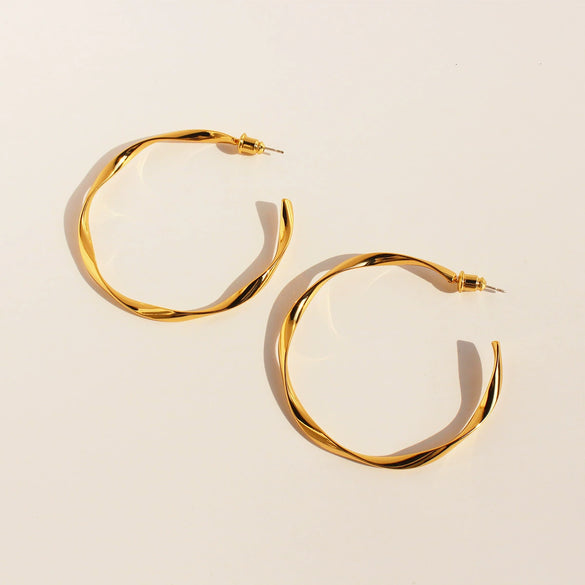 Wholesale Large Earrings Brass 925 Silver Needle Wave Pattern Twisted Line Design Electroplated