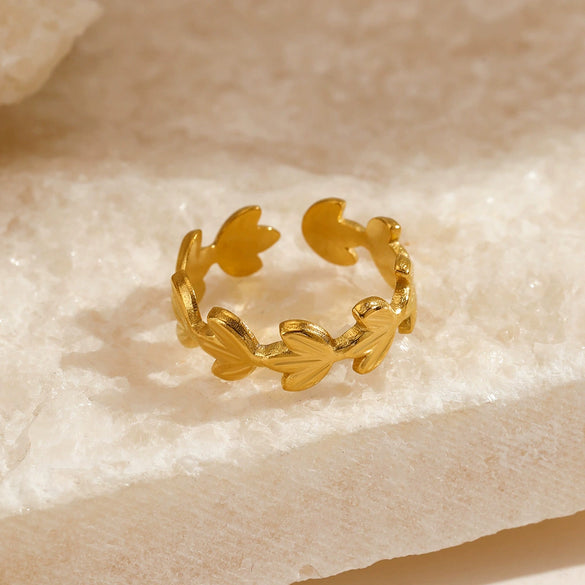 Wholesale Leaf Ring Stainless Steel 18K Gold Plated Simple Fashion Electroplated For Women
