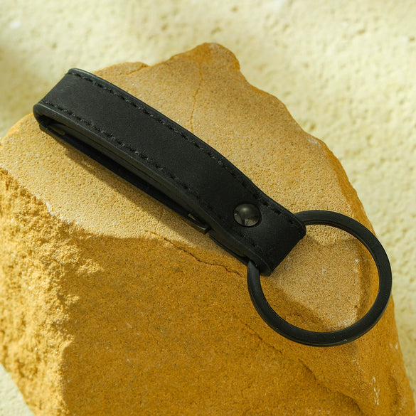 Wholesale Leather And Stainless Steel Hand Knitting Keychain Lanyard Ring With Antifading Metal Ring Original Design