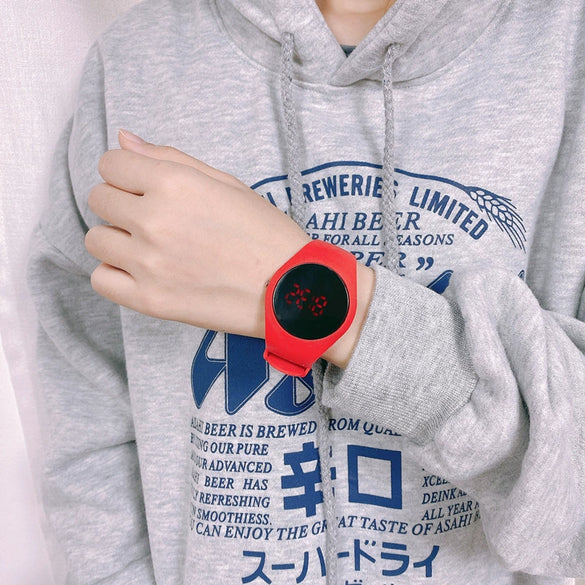 Wholesale Led Electronic Couple Watch Plastic Case Stainless Steel Buckle Silicone Strap Round Dial Leisure Style
