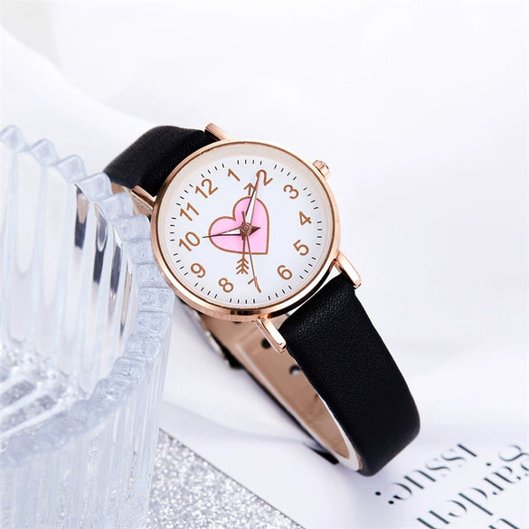 Wholesale Leisure Style Alloy And Imitation Leather Pink Round Quartz Watch With Arrow Piercing Heart Design For Female Students
