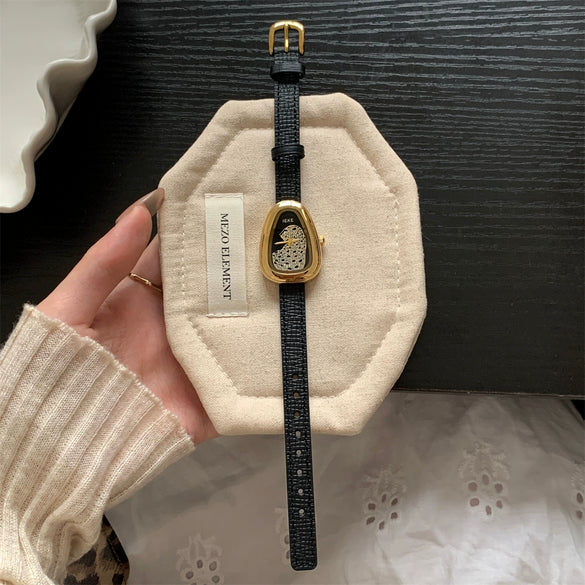 Wholesale Leopard Print Snake Head Design Square Dial Quartz Wristwatch For Women With Super Fiber Strap And Stainless Steel Buckle