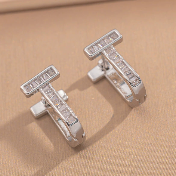 Wholesale Light Luxury Copper Electroplated Diamondencrusted Zircon Tshaped Women's Earrings