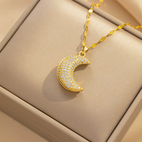 Wholesale Light Luxury Elegant Star Pattern Moon Peach Heart Pearl Shell Titanium Steel Electroplated Necklace For Women