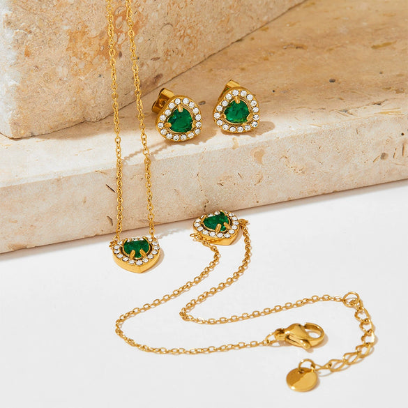 Wholesale Light Luxury Elegant Women's Love Jewelry Set With Emerald Zircon Stainless Steel Necklace Earrings Bracelet Electroplated