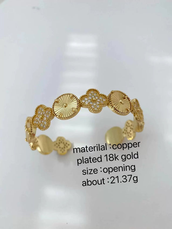 Wholesale Light Luxury Fashion Flower Round C Shape Adjustable Copper Gold Plated Couple Bracelet