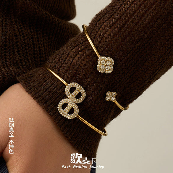Wholesale Light Luxury Floral Geometric Open Thin Circle Bracelet Set Made Of 316L Ecofriendly Stainless Steel Inlaid With Rhinestones And Electroplated