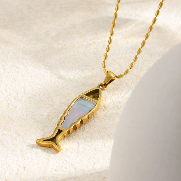 Wholesale Light Luxury Geometric Animal Style Stainless Steel Vacuum Plated Pendant Necklace For Women